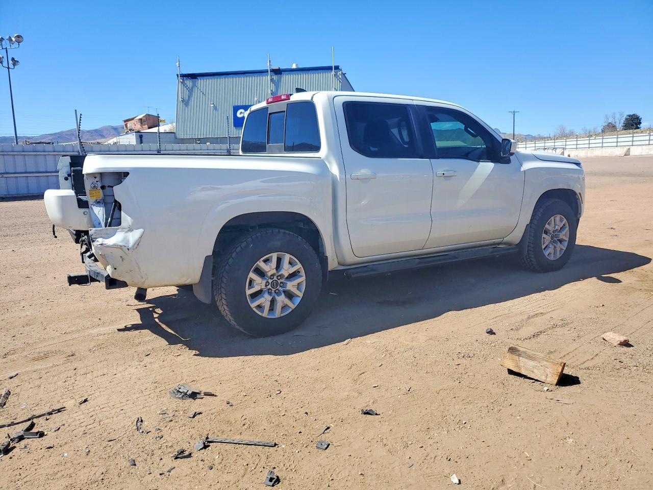 2022 Nissan Frontier SV