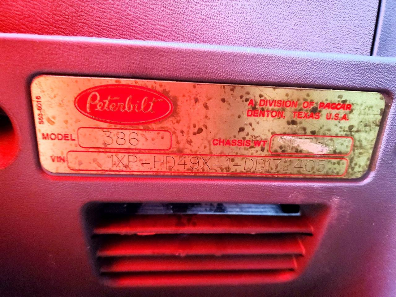 2013 Peterbilt 386-Semi Truck