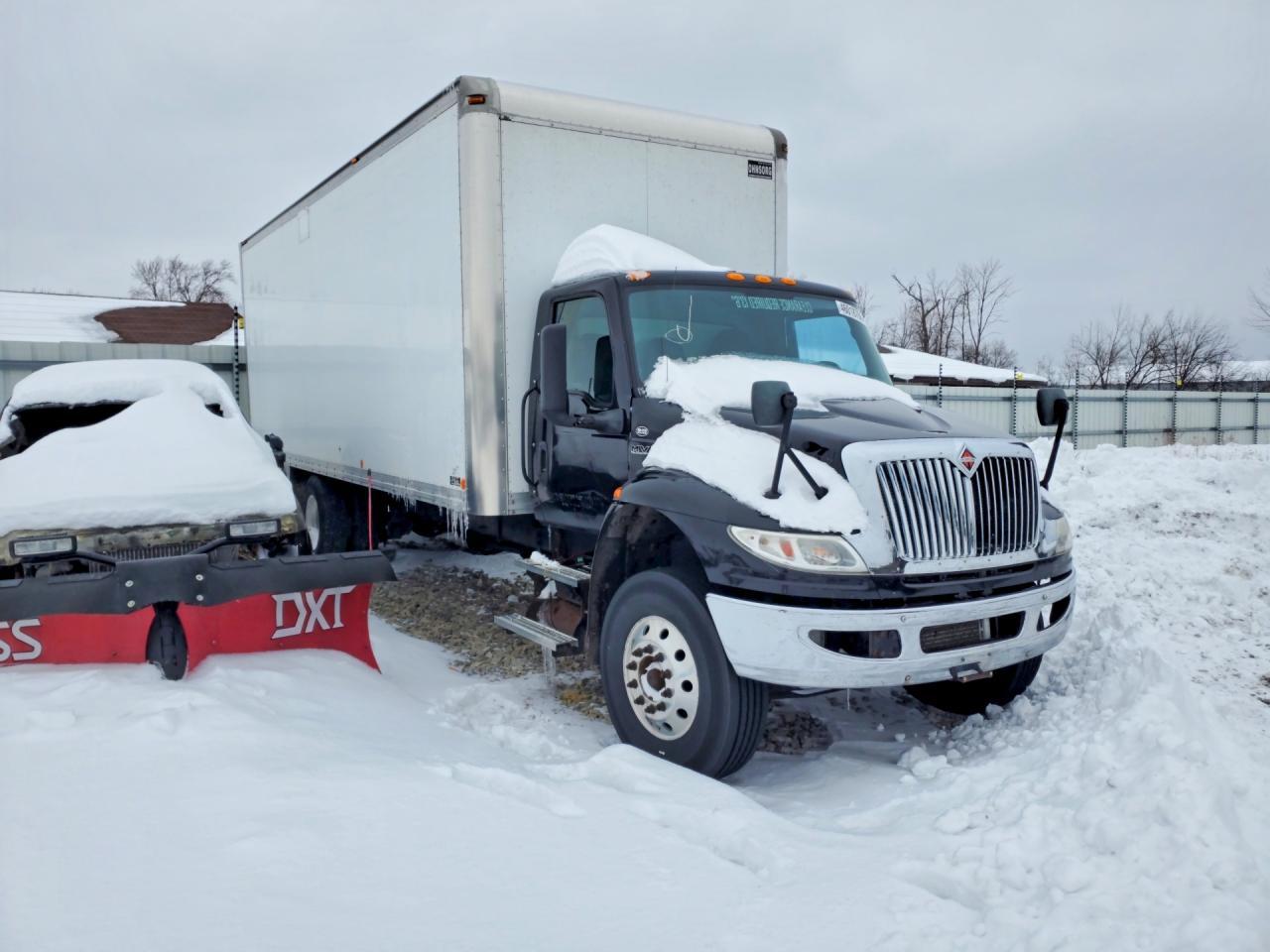 2021 International MV607 BOX Truck