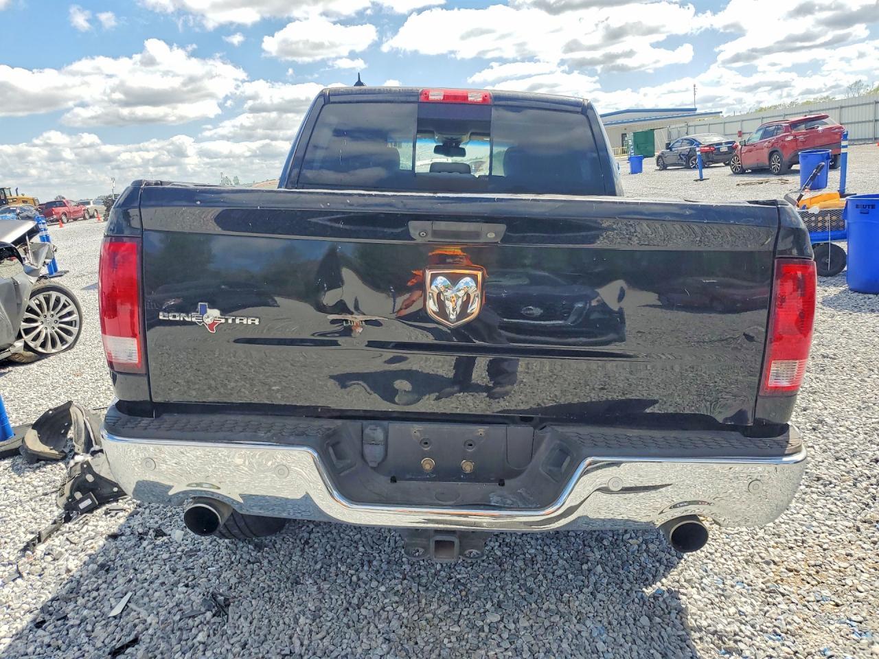 2015 Dodge RAM 1500 SLT