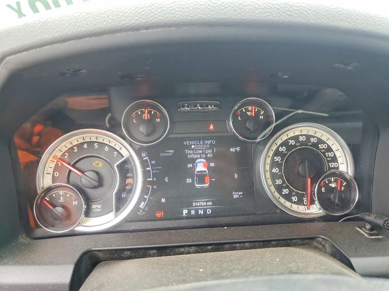 2013 Dodge RAM 1500 SLT