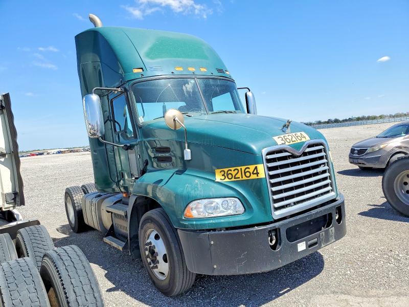 2017 Mack 600 CXU600