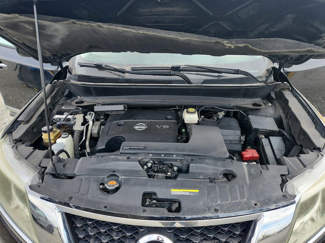 2014 Nissan Pathfinder sl