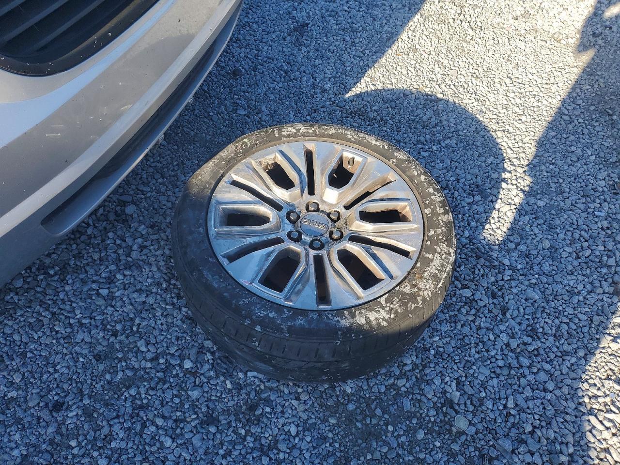 2013 GMC Yukon xl C1500 slt