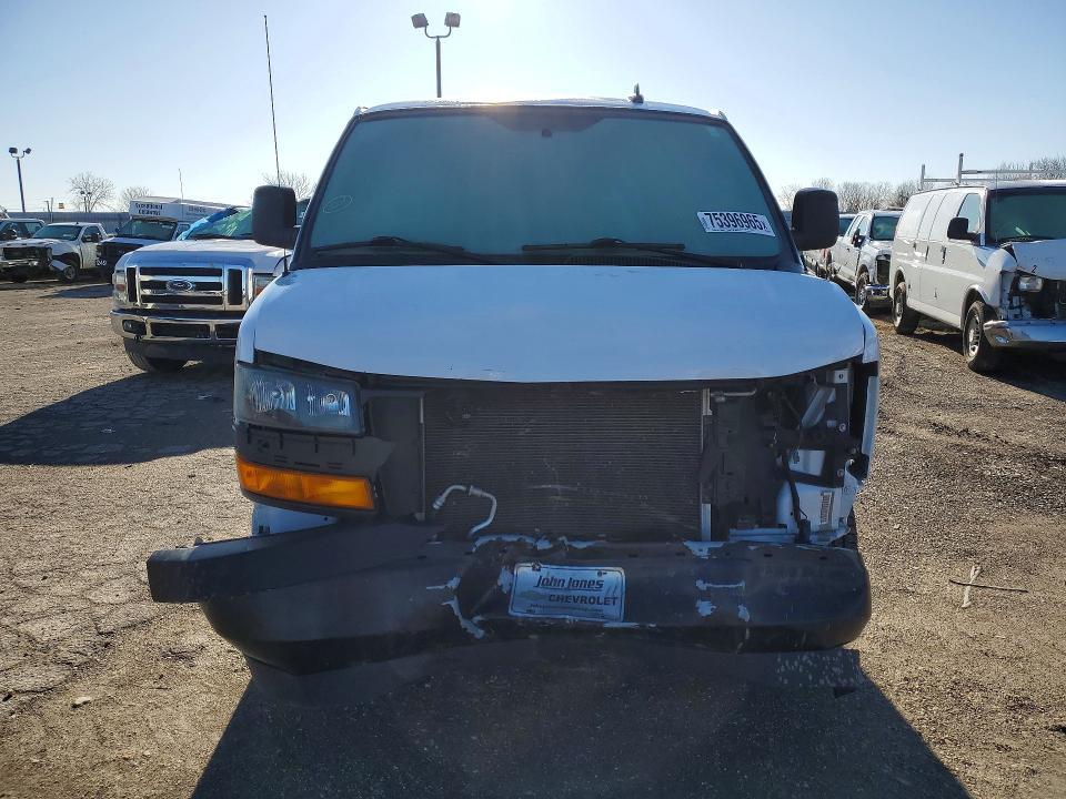 2022 Chevrolet Express 2500 Delivery Van