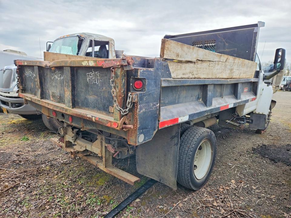 2003 Chevrolet C4500 C4C0-Dump Truck