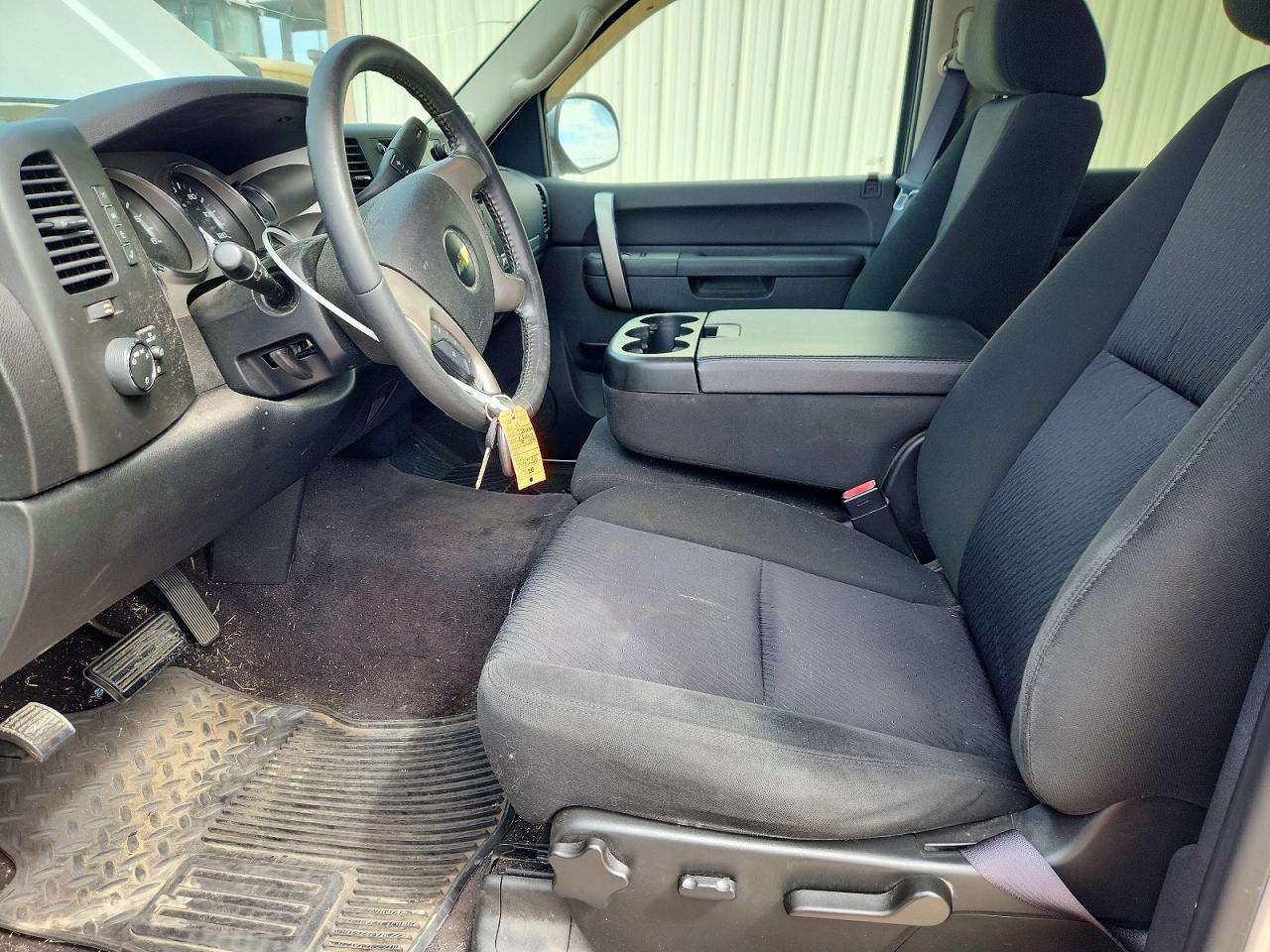 2011 Chevrolet Silverado C1500 LT