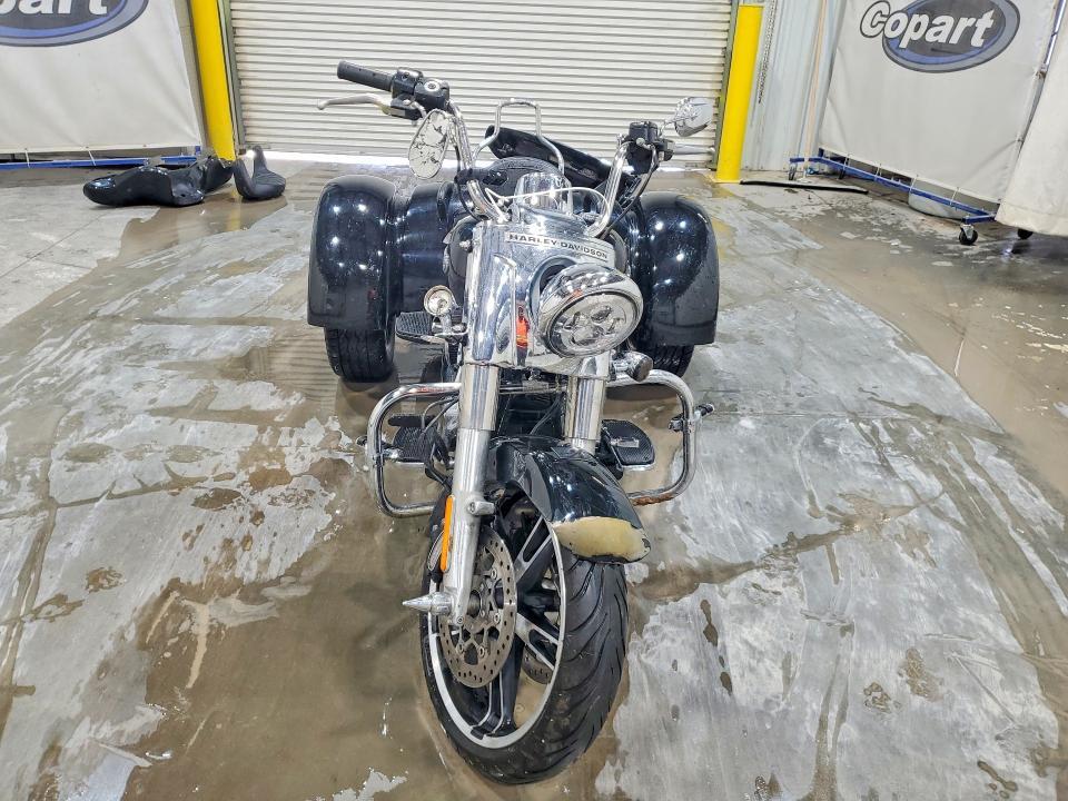 2016 Harley-Davidson Flrt Free Wheeler