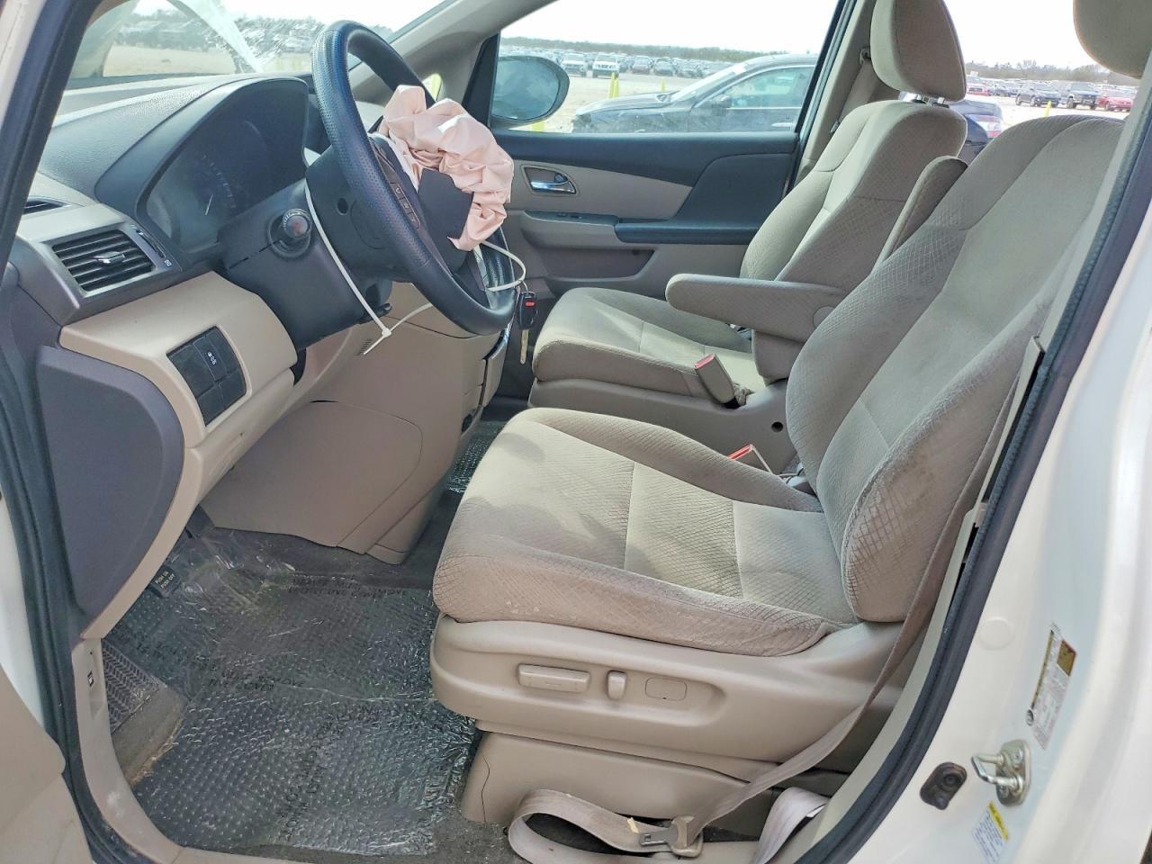 2015 Honda Odyssey lx