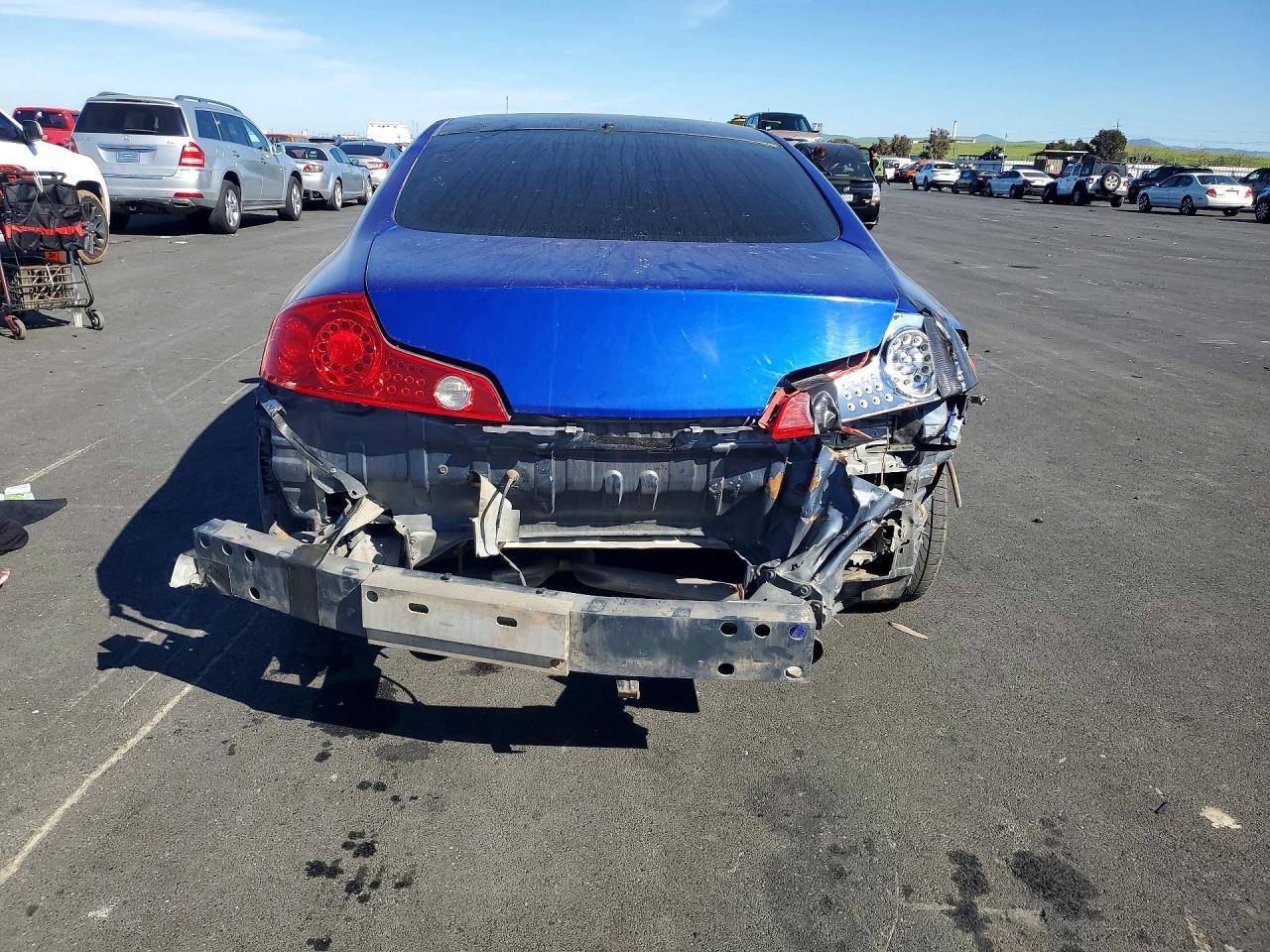 2005 Infiniti G35 Base