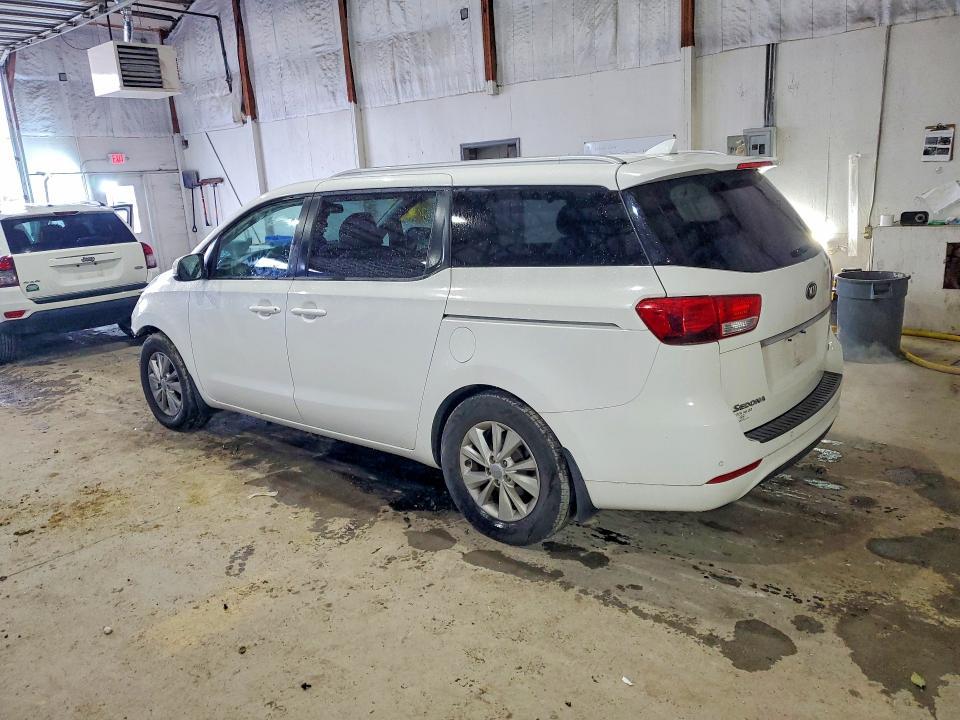 2016 KIA Sedona