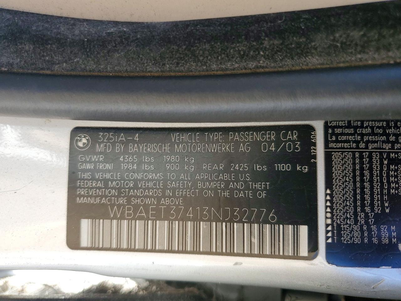 2003 BMW 325 i