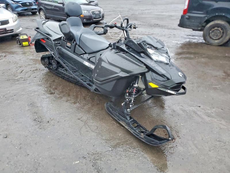 2023 Skidoo Expedition LE 900 AC
