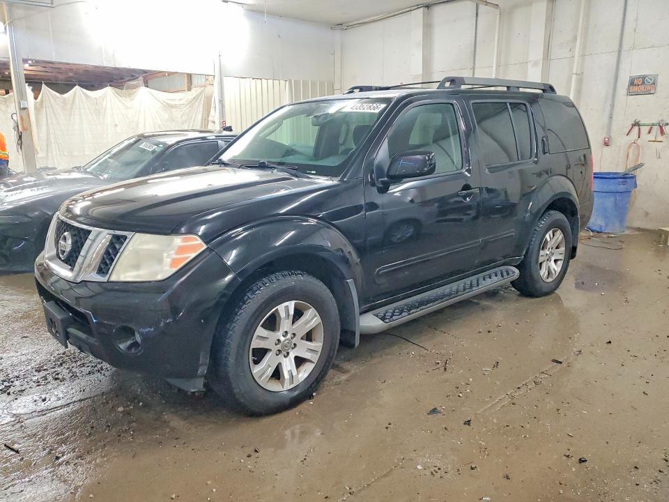 2010 Nissan Pathfinder s FE+