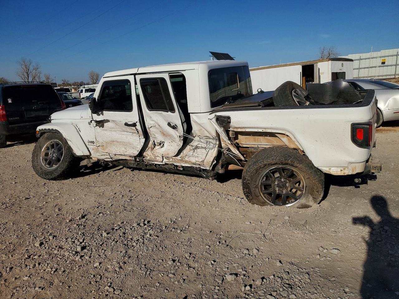 2023 Jeep Gladiator Overland