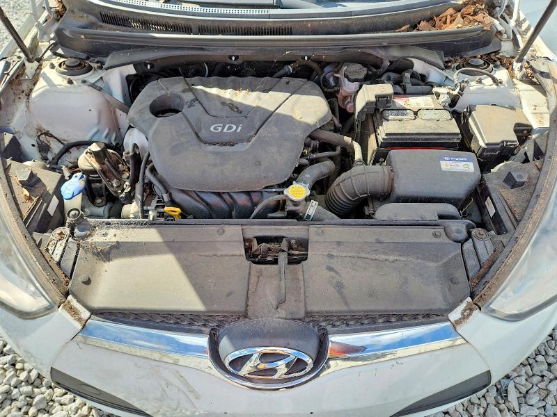 2016 Hyundai Veloster Base