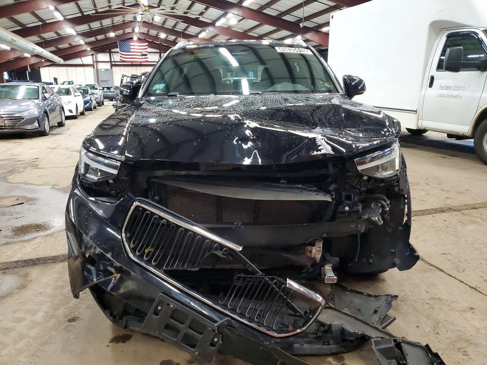 2023 Volvo Xc40 Core