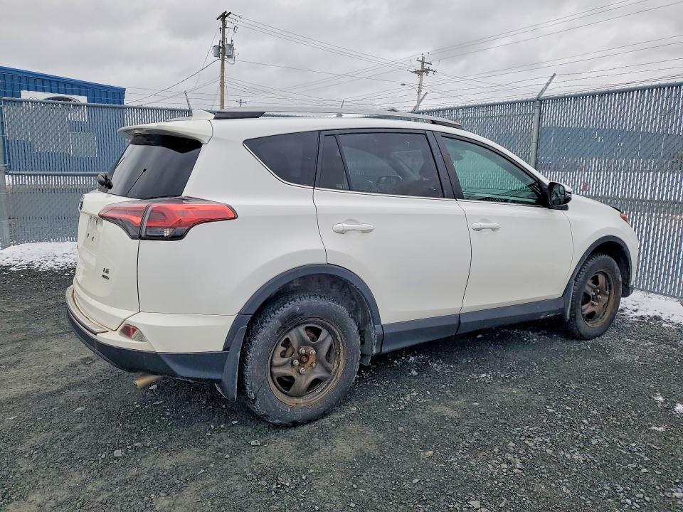 2018 Toyota Rav4 le