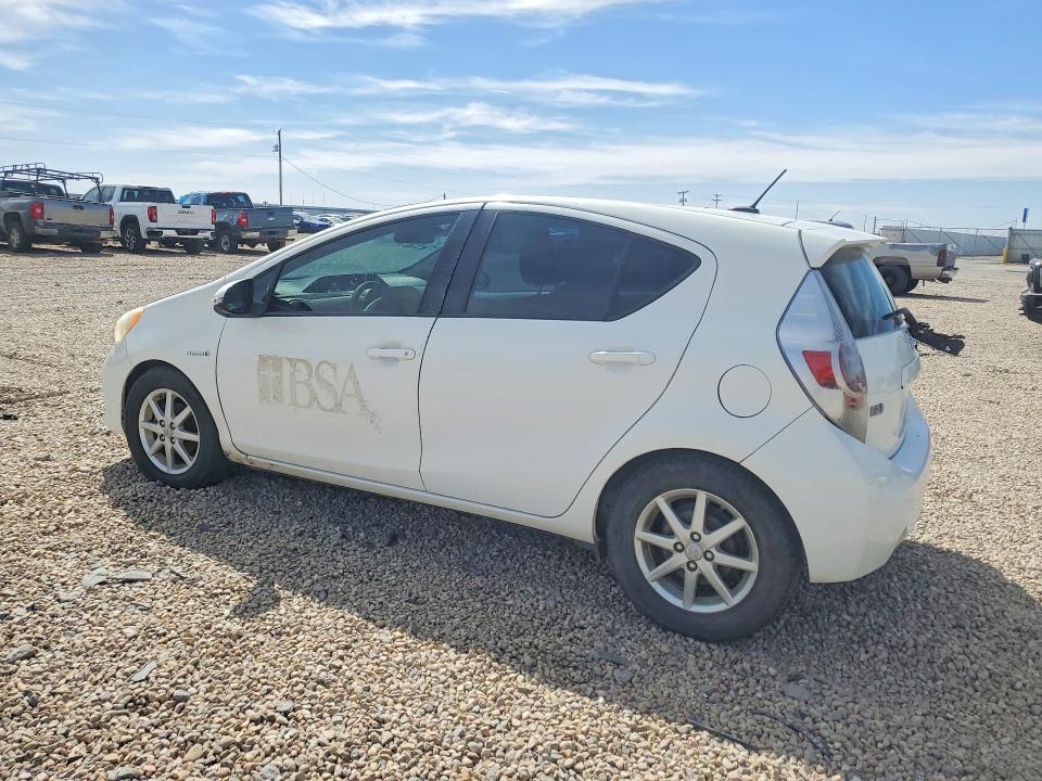2014 Toyota Prius c Three