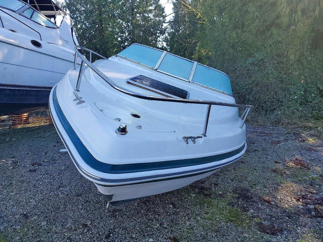1996 Chaparral Boat