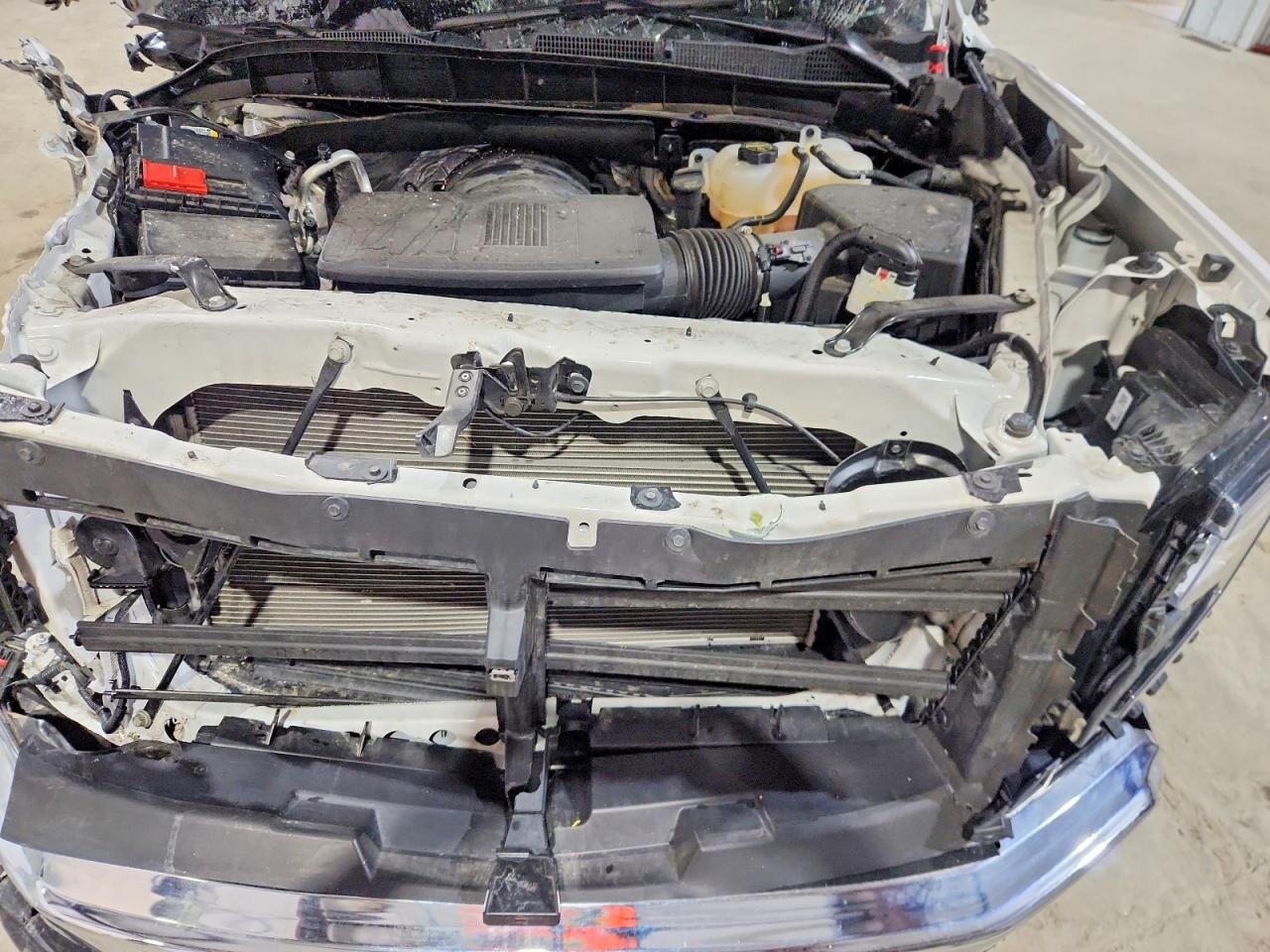 2025 GMC Sierra K1500 SLT