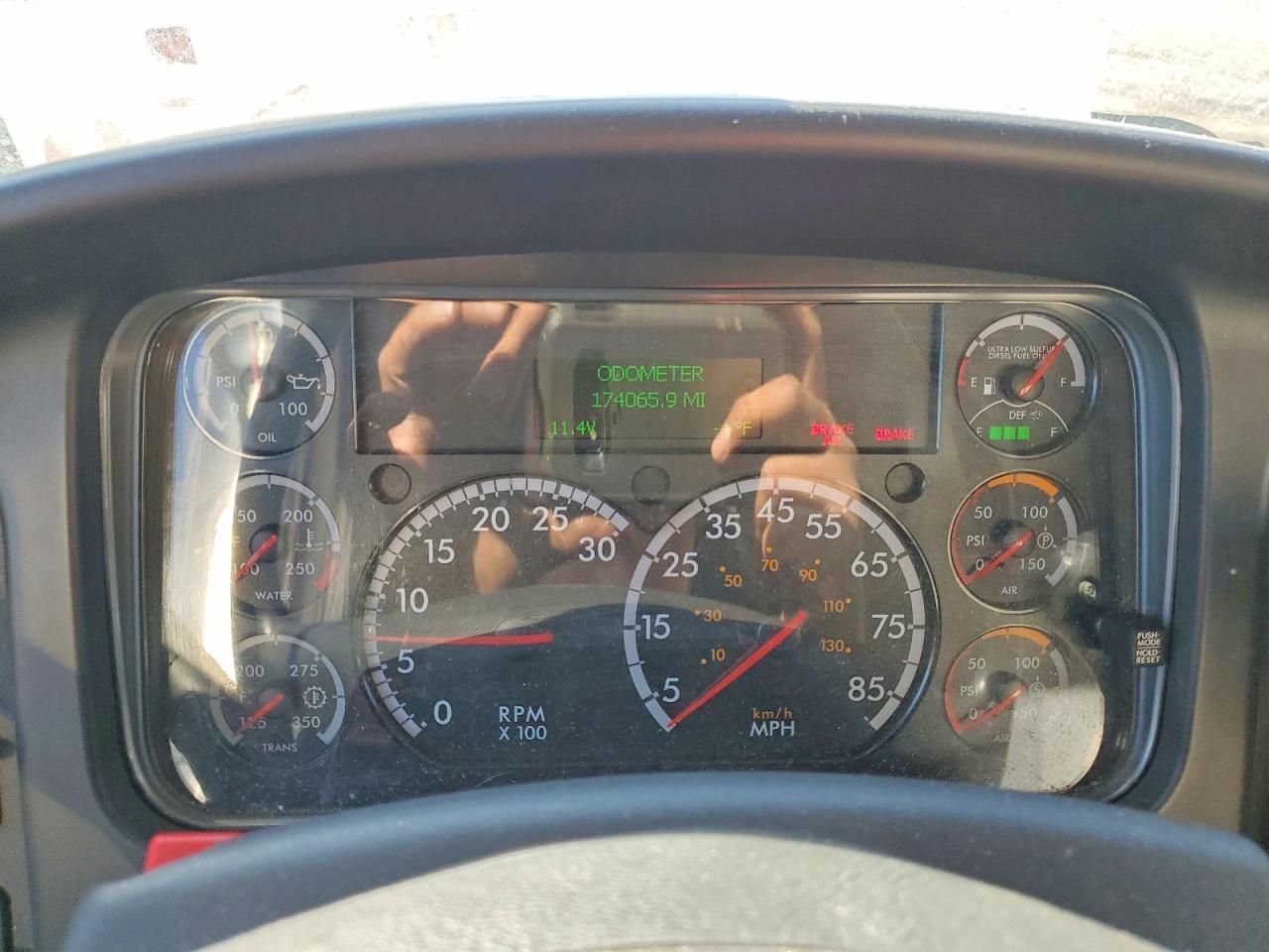 2020 Freightliner Business Class M2 Refrigerated BOX Truck