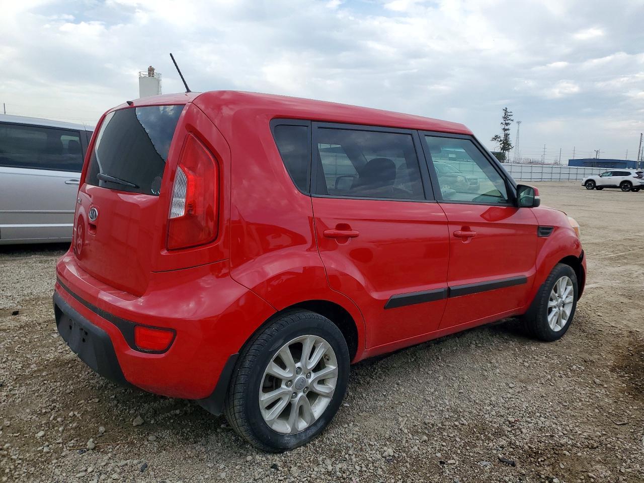2012 KIA Soul +