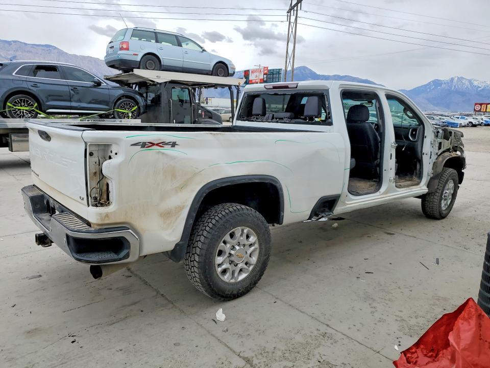 2021 Chevrolet Silverado K3500 LT