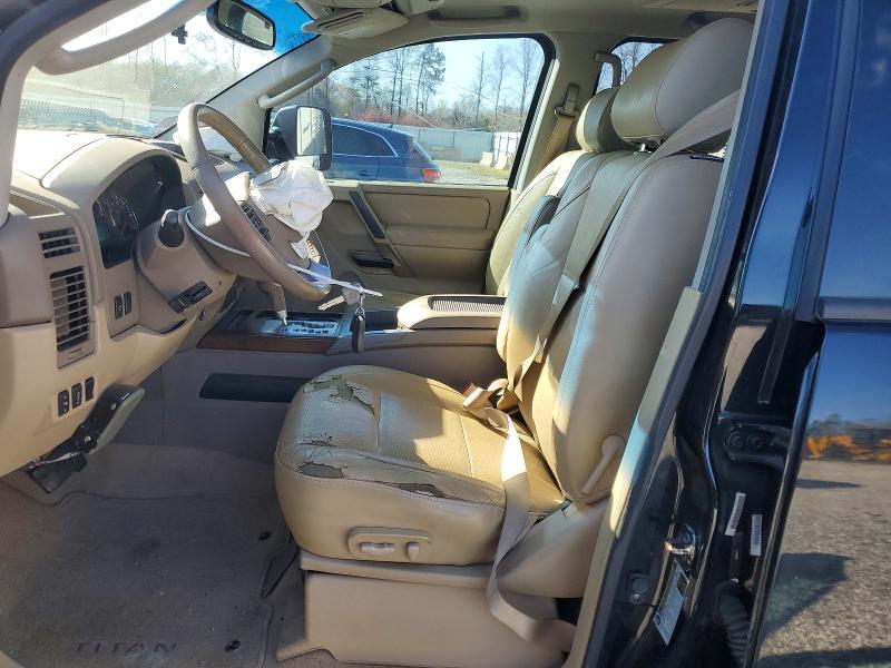 2011 Nissan Titan SV