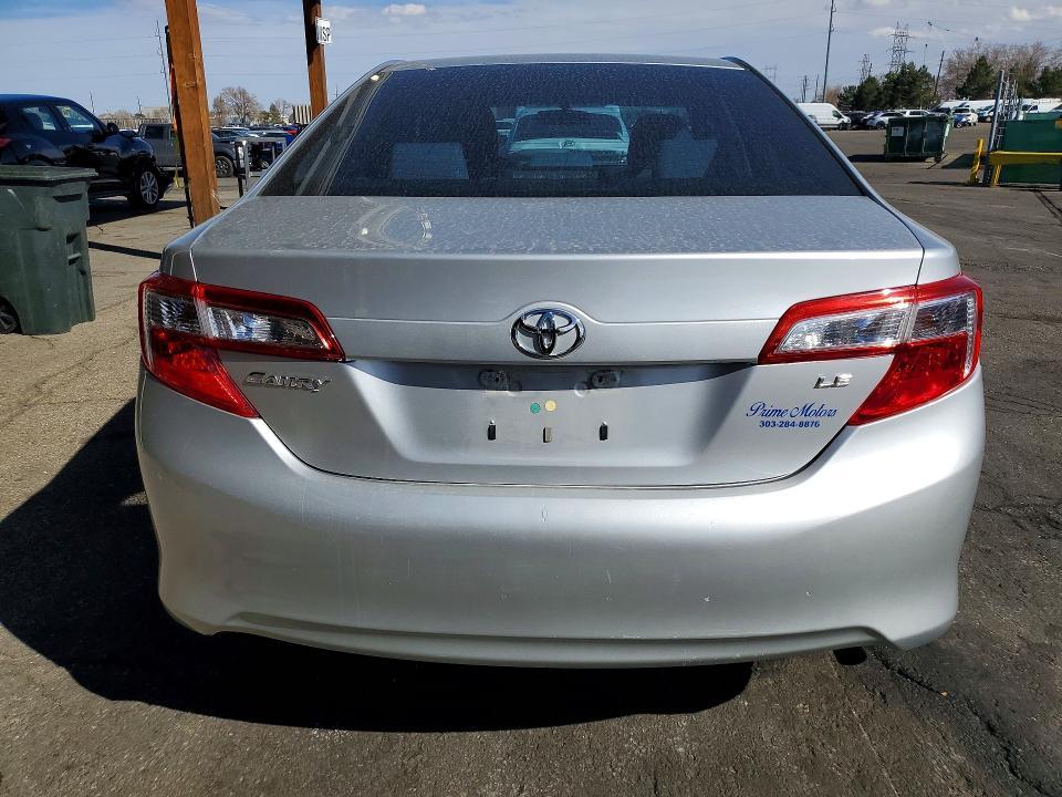 2012 Toyota Camry le
