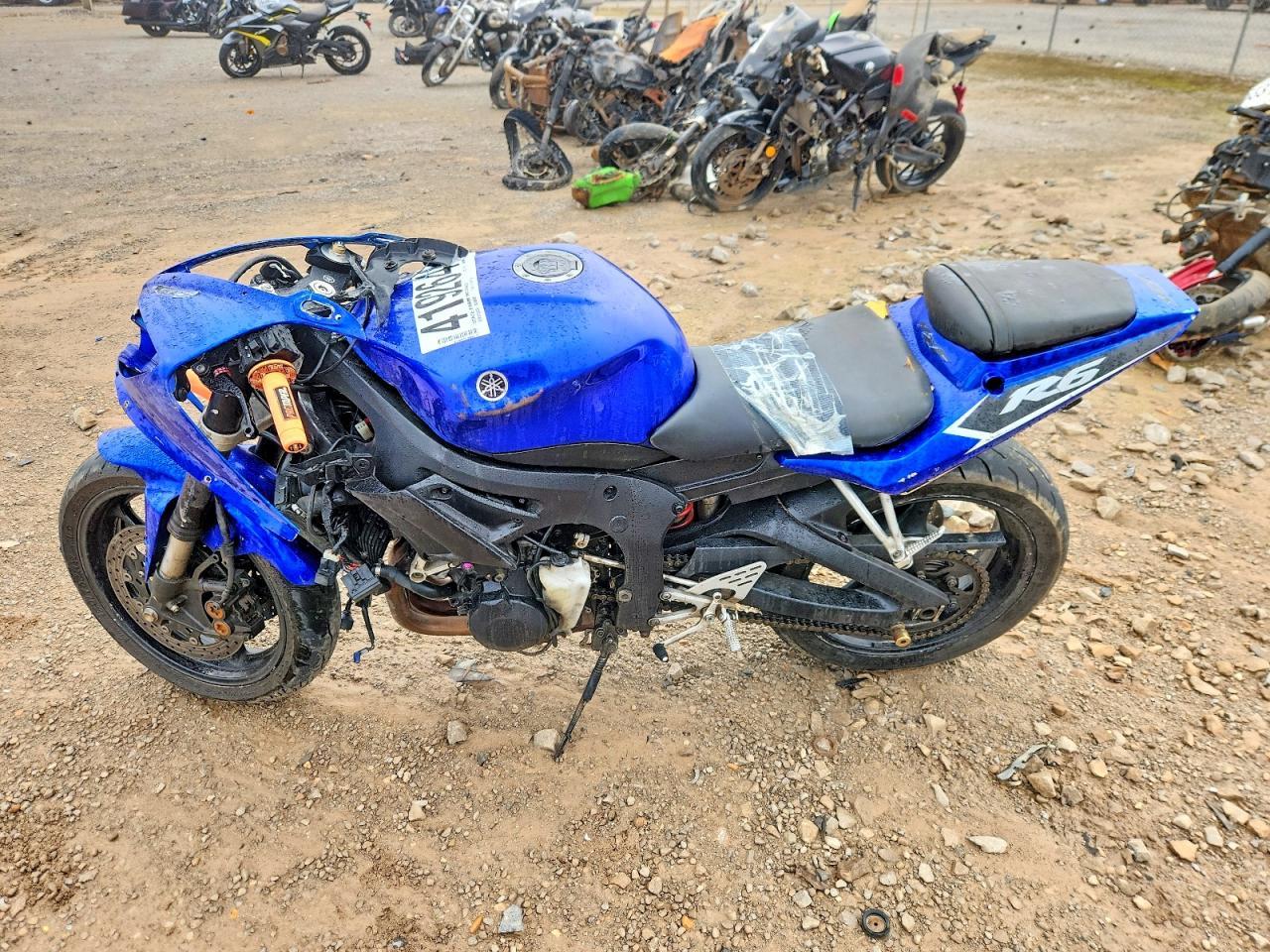 2005 Yamaha YZFR6 L