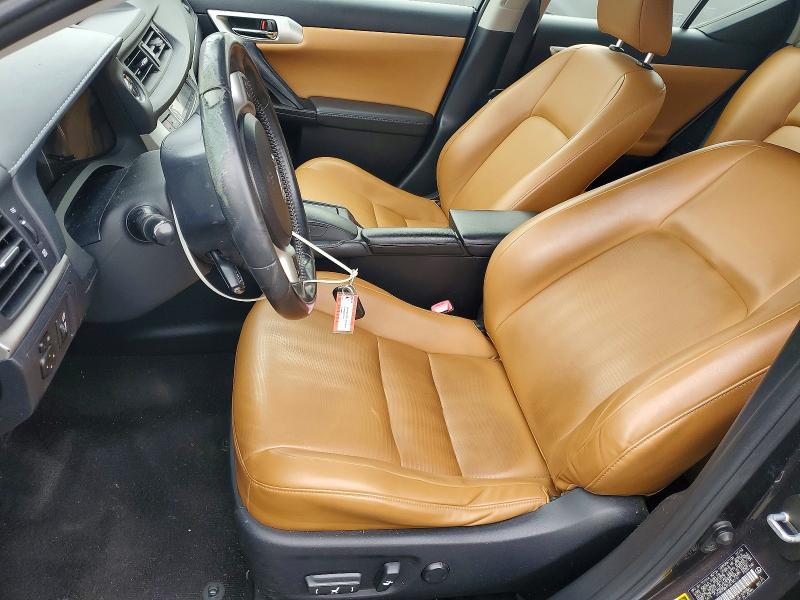 2013 Lexus Ct 200h Base
