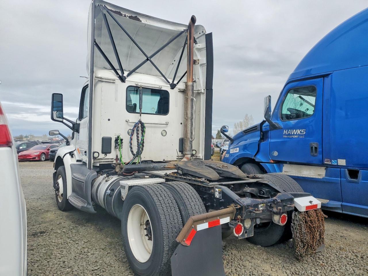2018 Peterbilt 579 Semi Truck