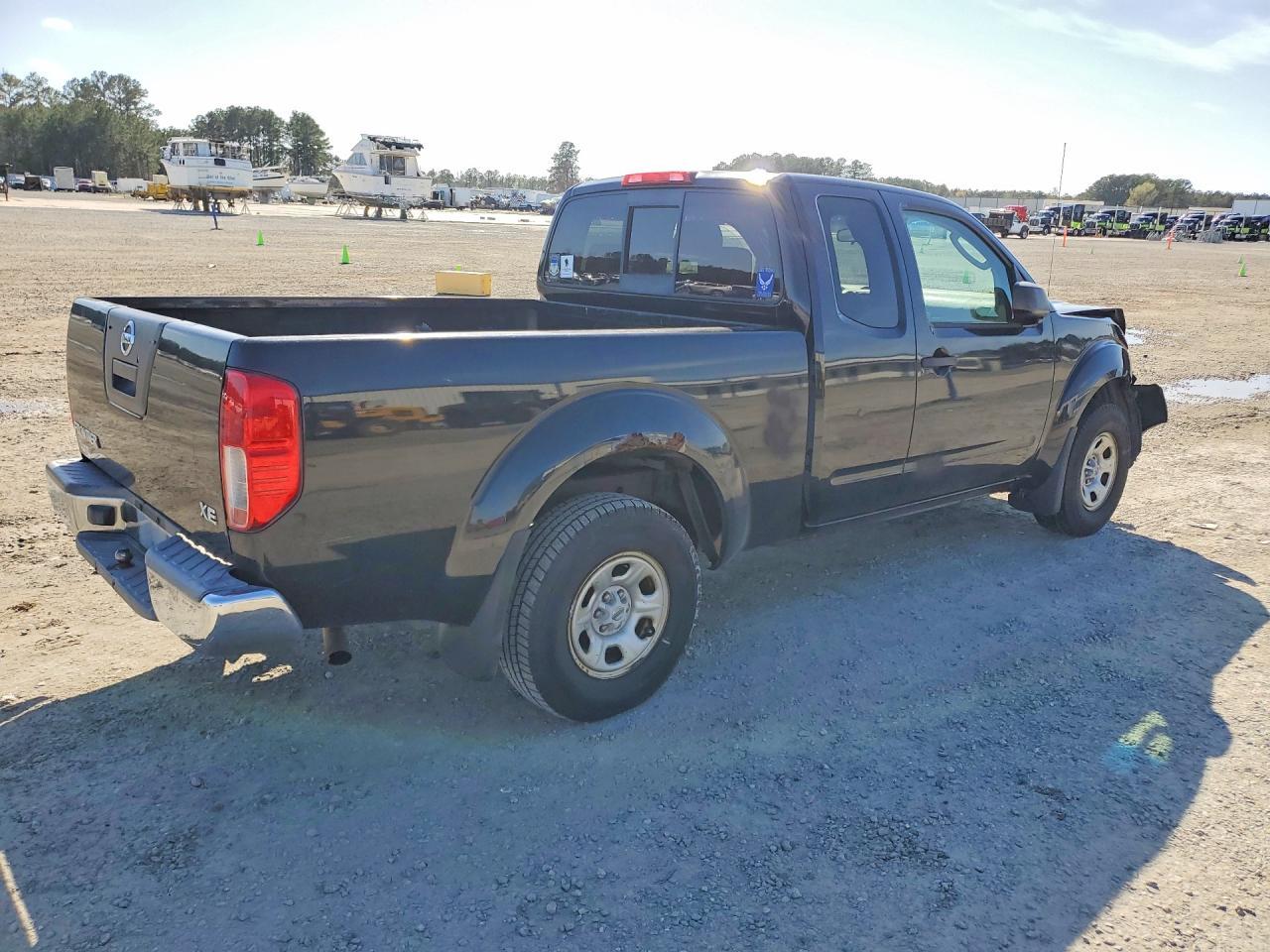 2006 Nissan Frontier XE