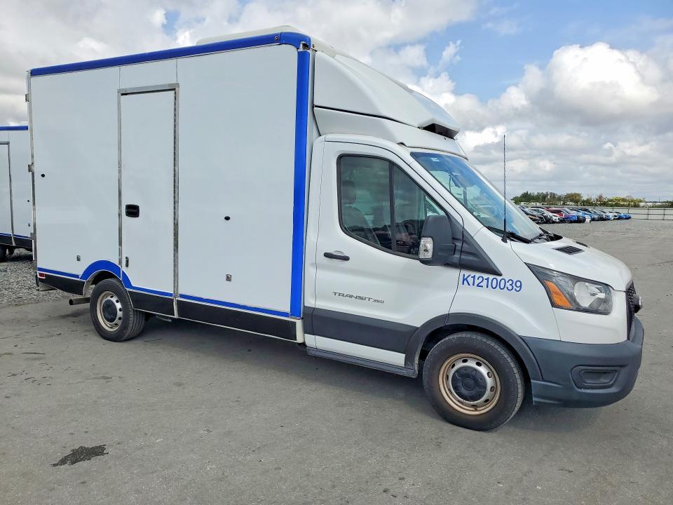 2020 Ford Transit Delivery Truck
