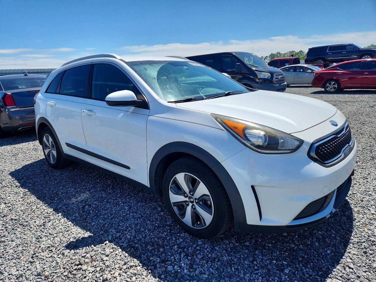 2017 KIA Niro lx
