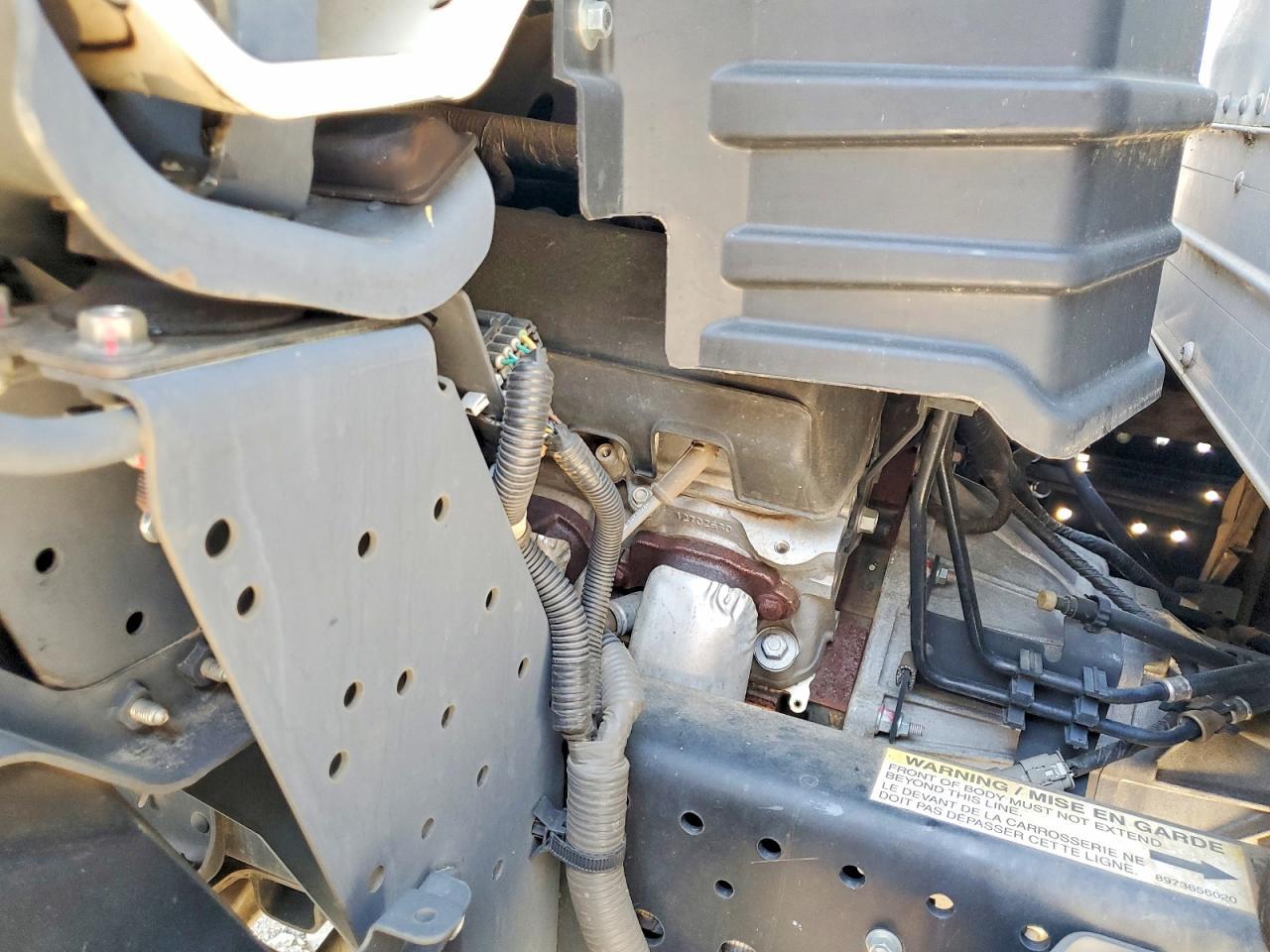 2023 Isuzu NPR HD BOX Truck