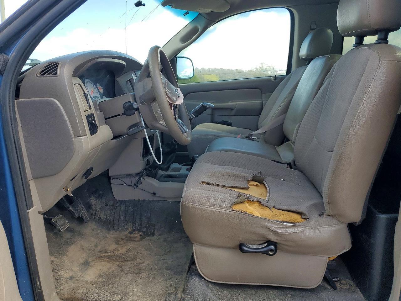 2004 Dodge RAM 1500 ST
