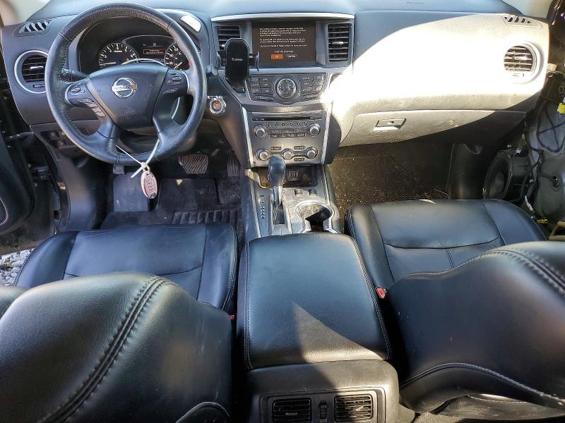 2019 Nissan Pathfinder sl