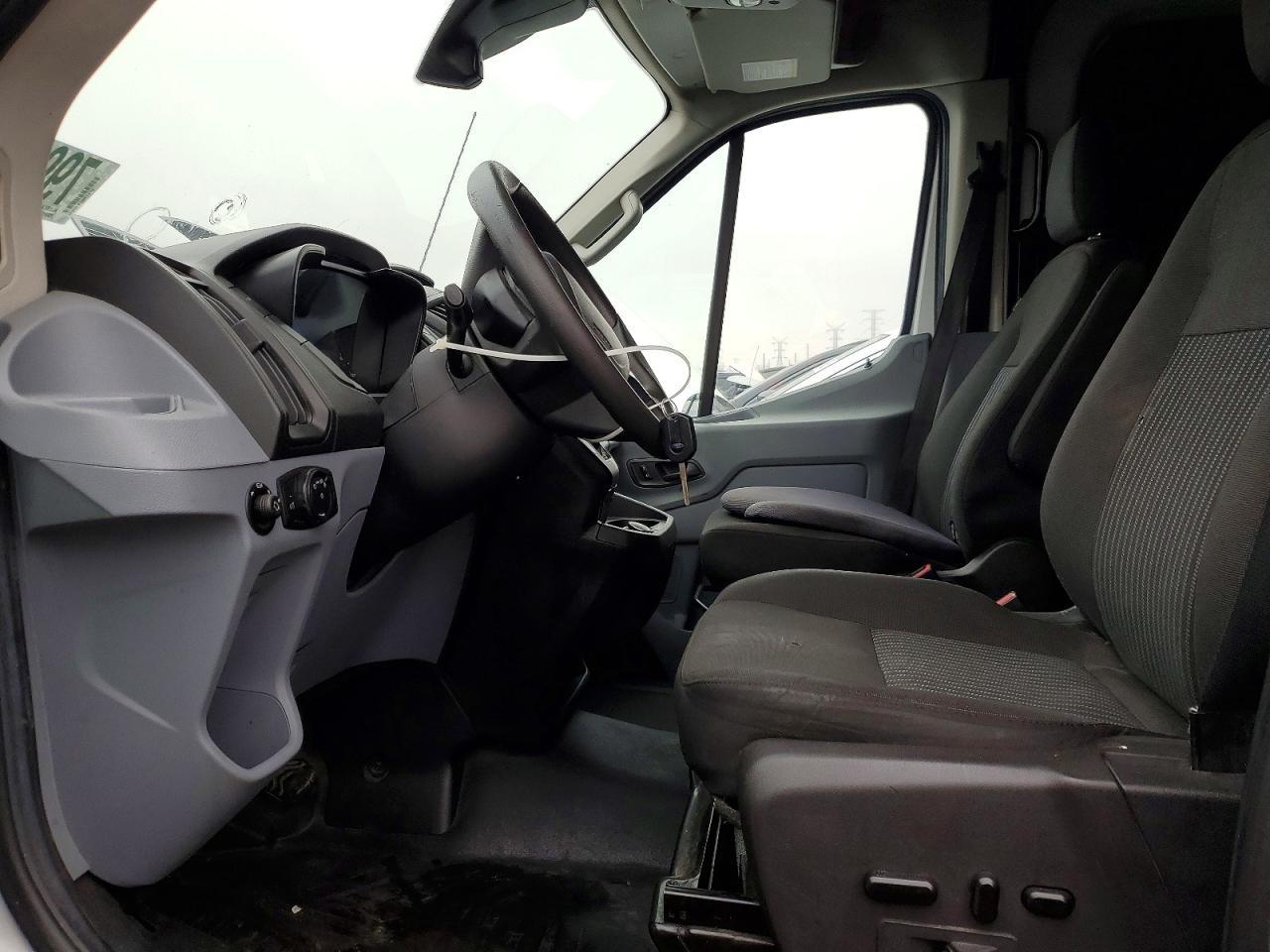 2018 Ford Transit T-250