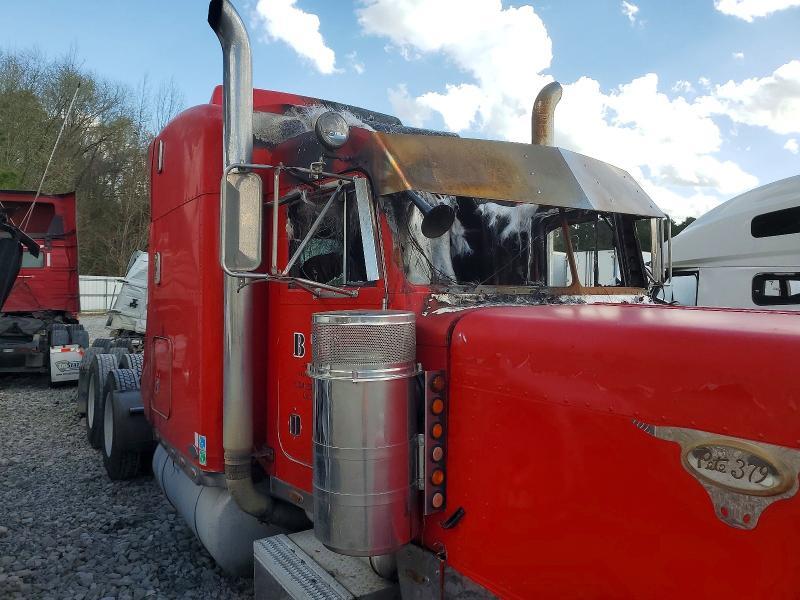 1999 Peterbilt Tractor 1999 Peterbilt 379 Semi Truck