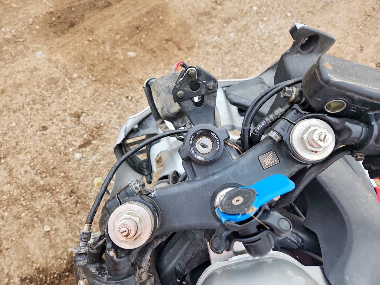 2002 Honda CBR600 F4