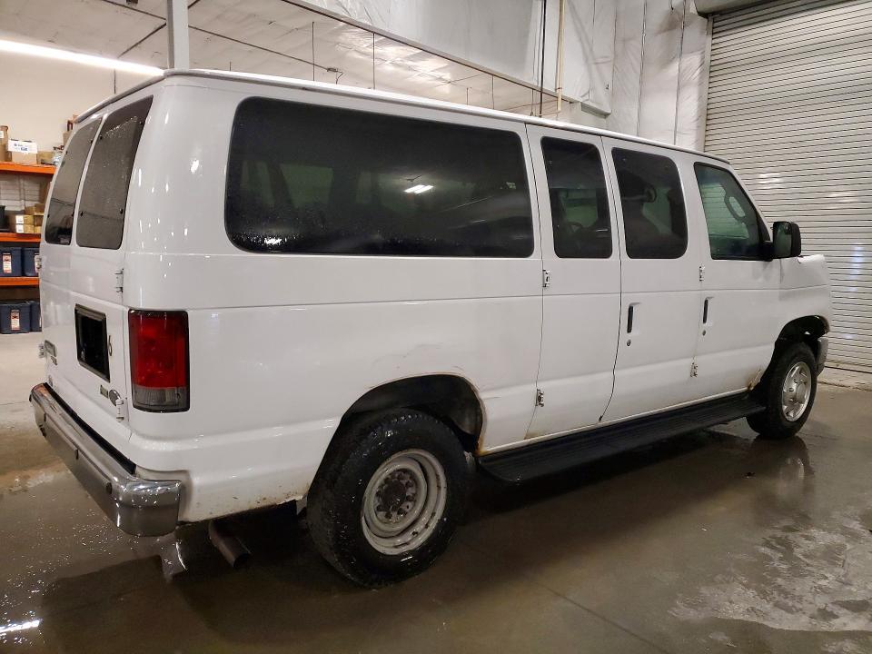 2014 Ford Econoline E350 Super Duty Wagon