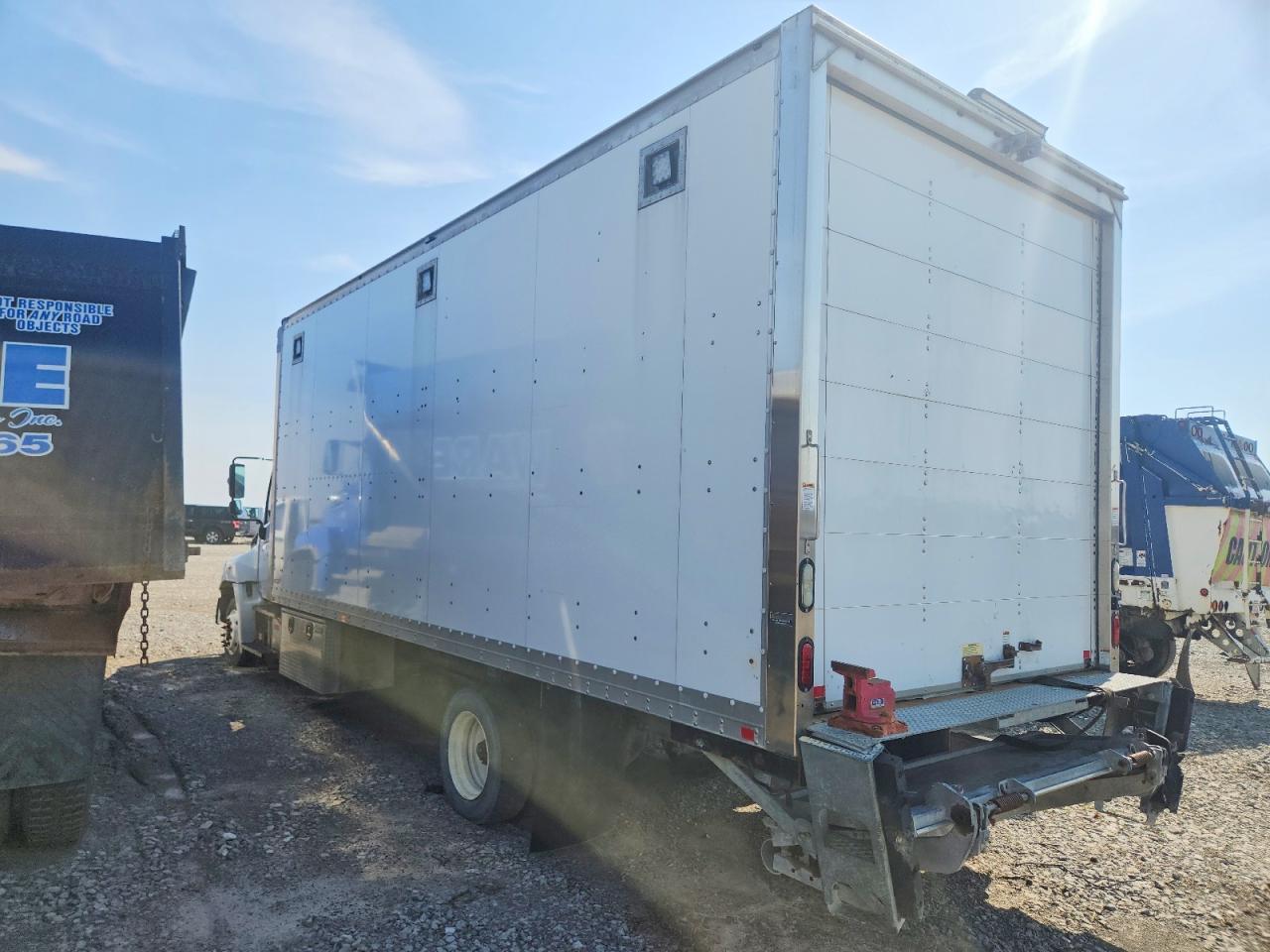 2017 Hino 258/268 BOX Truck