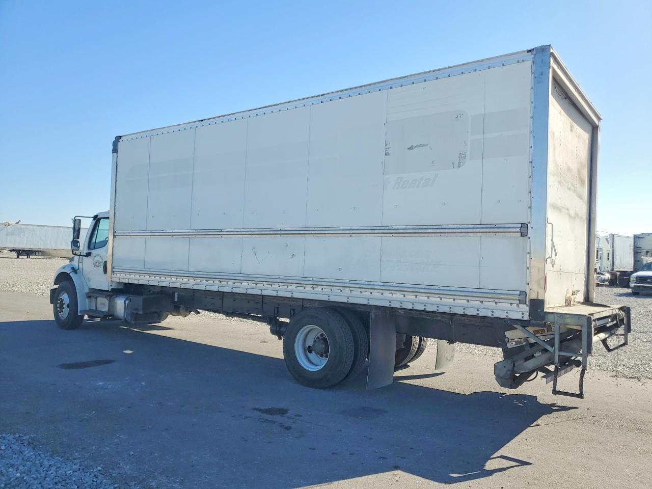 2020 Freigliner 2020 Freightliner Business Class M2 BOX Truck