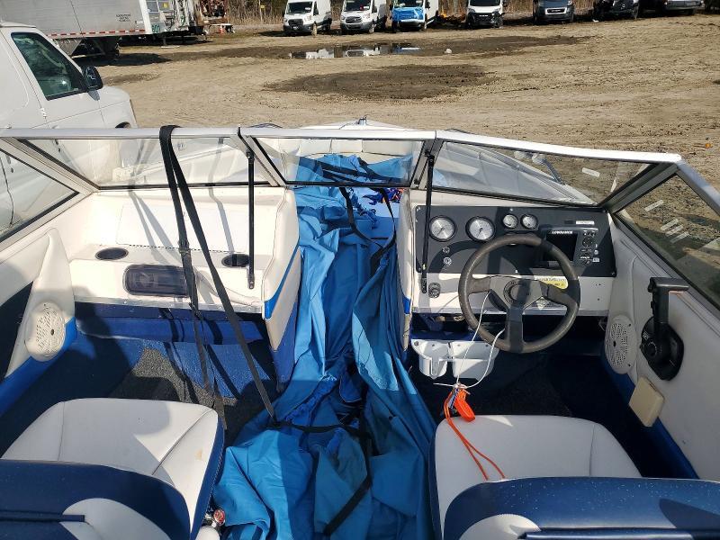1998 Bayliner Boat-boat