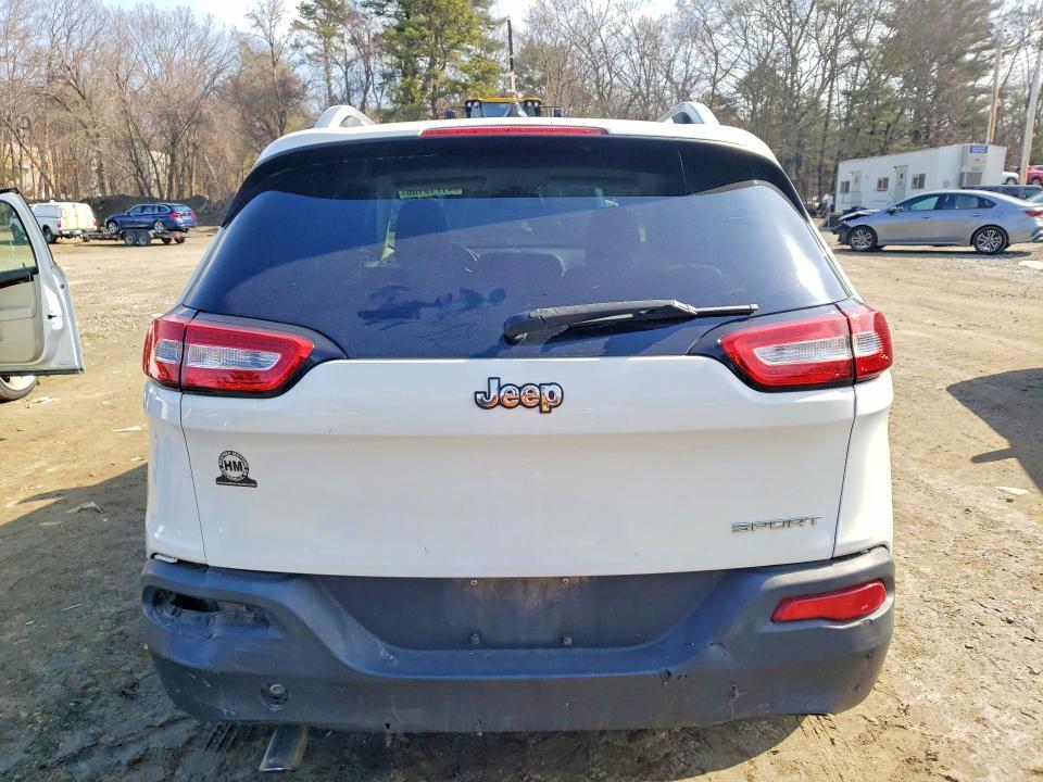 2015 Jeep Cherokee Sport