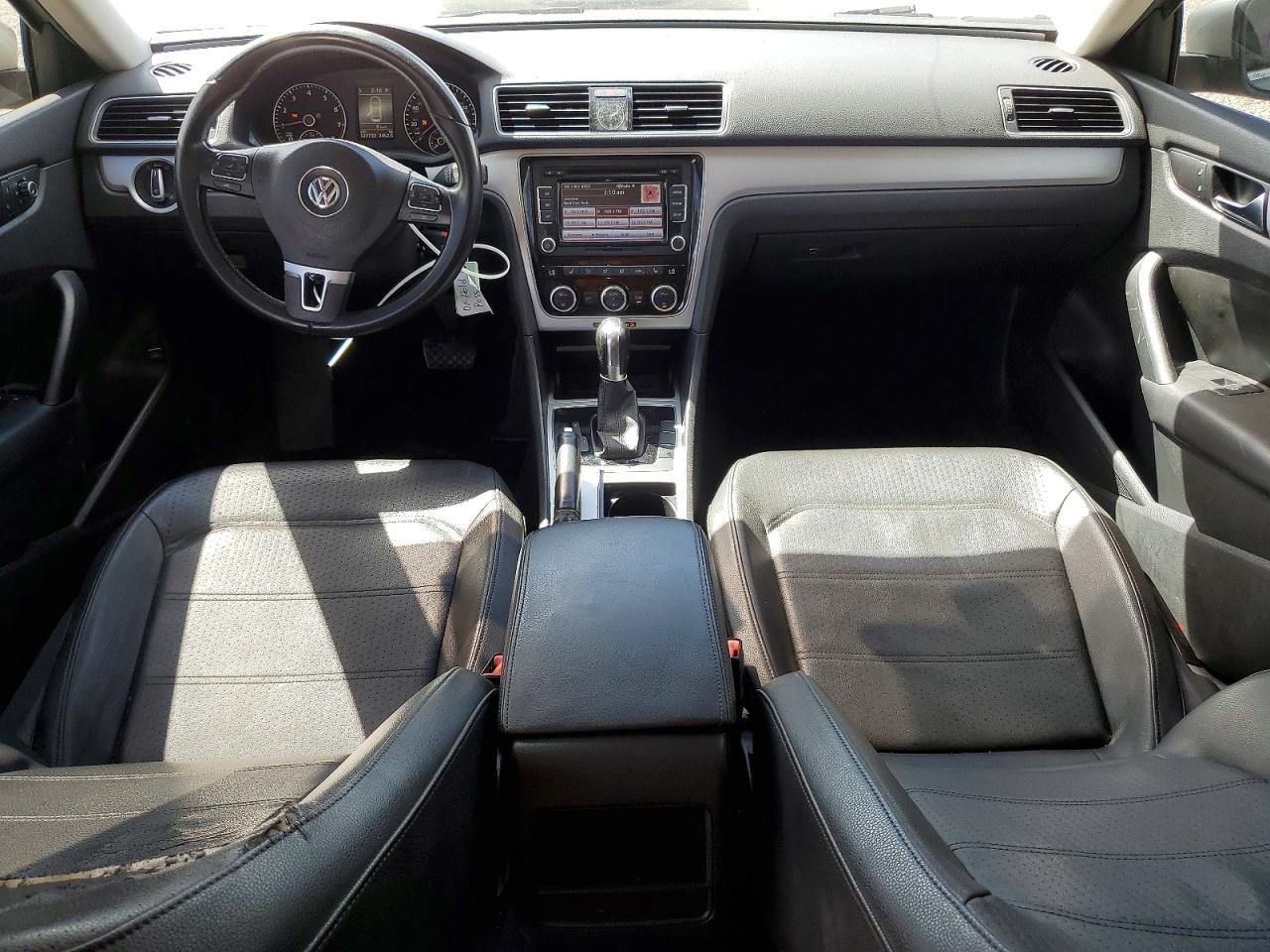 2012 Volkswagen Passat se