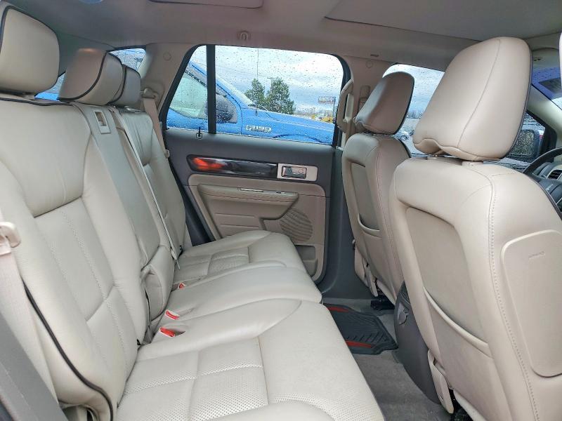 2008 Lincoln Townhouse MKX