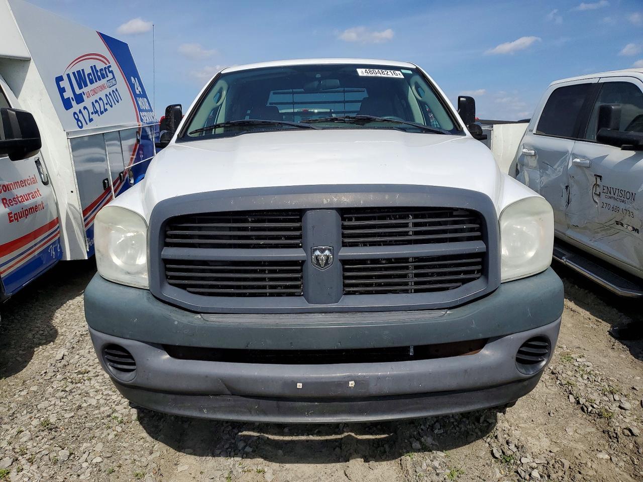 2008 Dodge RAM Flatbed Truck